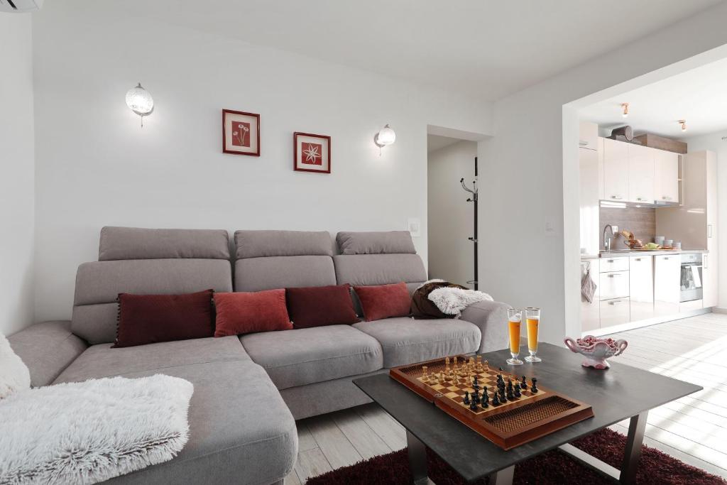 Posedenie v ubytovaní Holiday Home Hrast