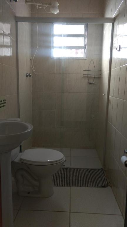  Casa em Maranduba - Ubatuba - 10 pessoas - 100m da praia