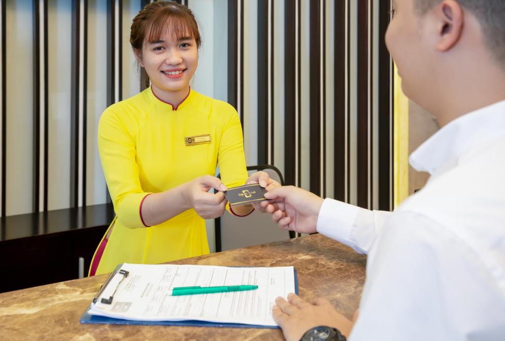 Členové personálu v ubytování Dylan Hotel Danang
