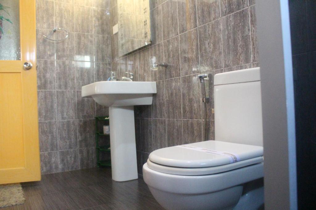 Frangipani Beach Villa - 17