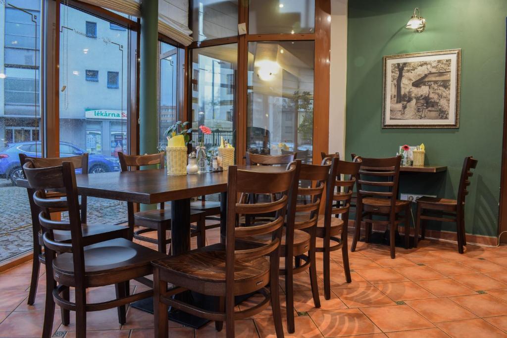 Restaurace v ubytování Hotel La Rosa