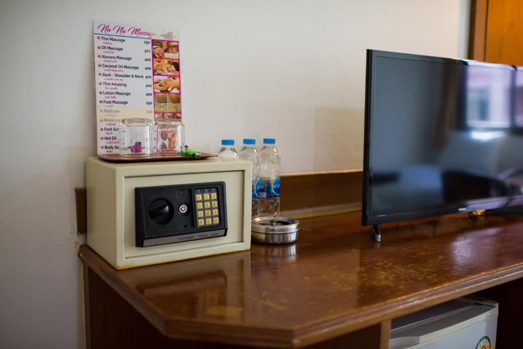 TV a/nebo společenská místnost v ubytování Magnific Patong