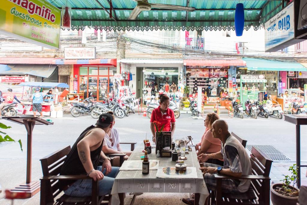 Magnific Patong - Resim 28