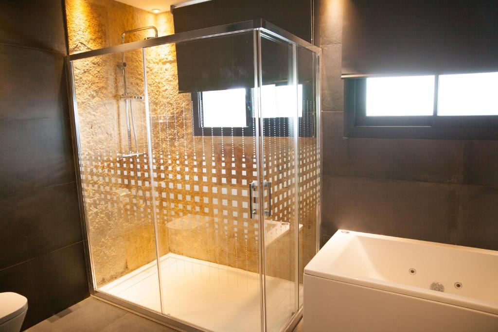 Hotel Brisamar Suitesにあるバスルーム