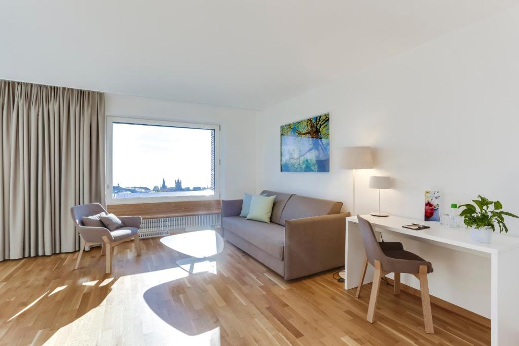 
Double Room with King-Size Bed
