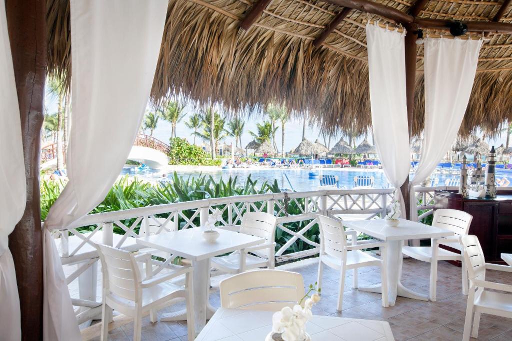 Restaurace v ubytování Bahia Principe Grand Punta Cana - All Inclusive