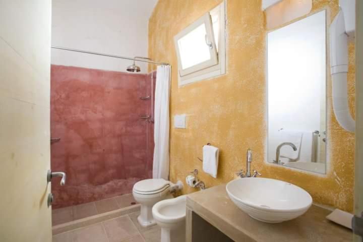 Koupelna v ubytování Masseria L'Antico Frantoio