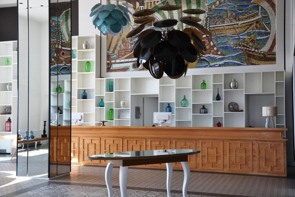 コマルガにあるHotel Brisamar Suitesのギャラリーの写真