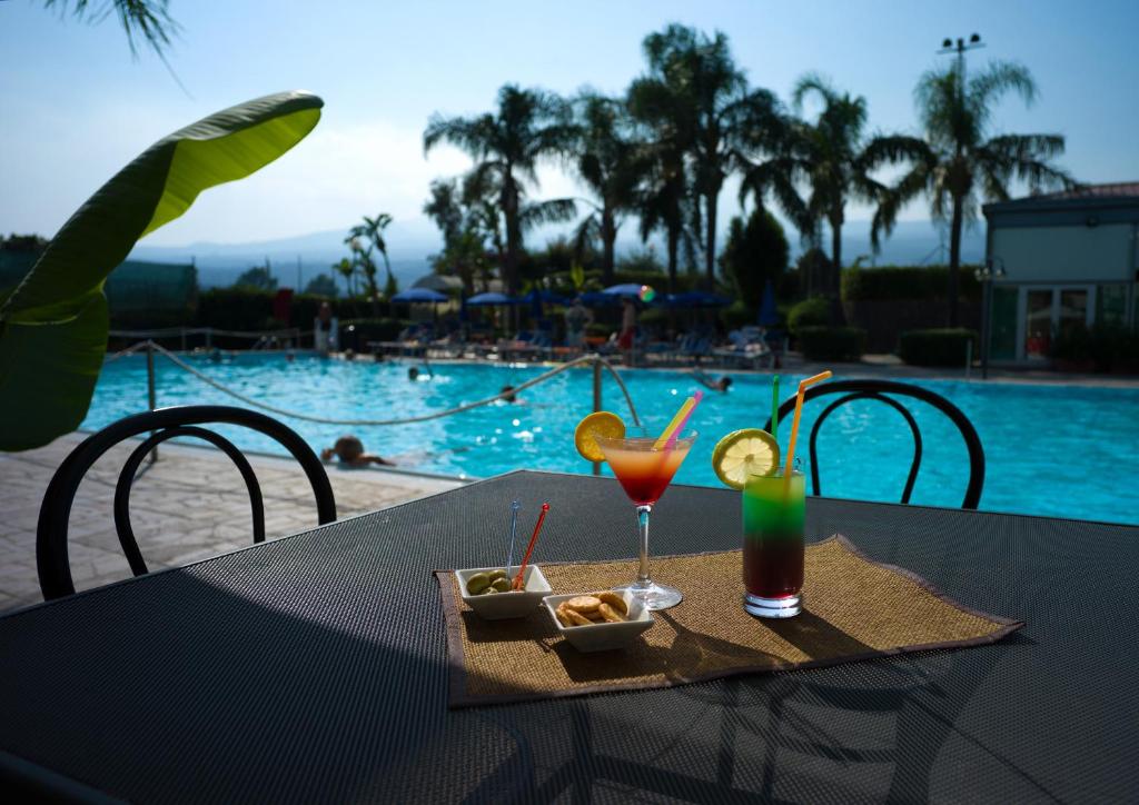 Bazén v ubytování Atlantis Palace Hotel nebo v jeho okolí