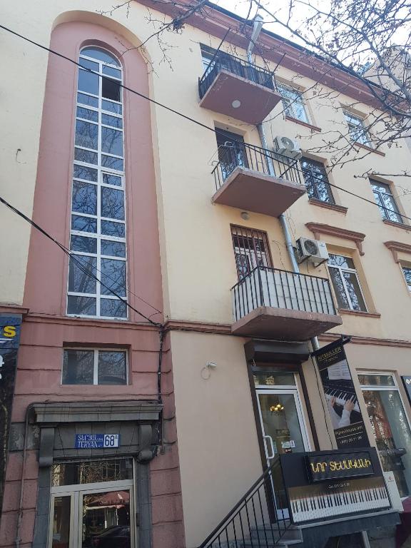 Budova, kde se apartmán nachází