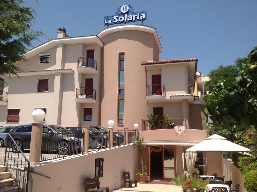 聖焦萬尼羅通多的住宿－Hotel e Appartamenti La Solaria，相簿中的一張相片