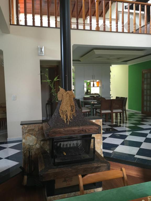  Casa condomínio fechado alto padrão em Atibaia