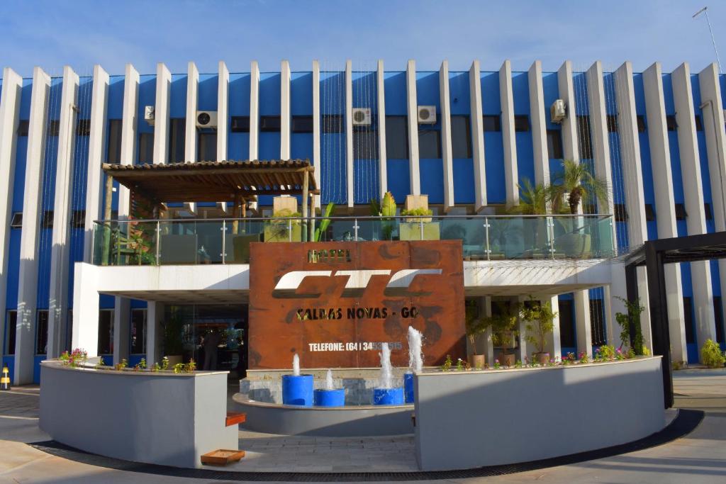 O edifício em que o hotel se localiza