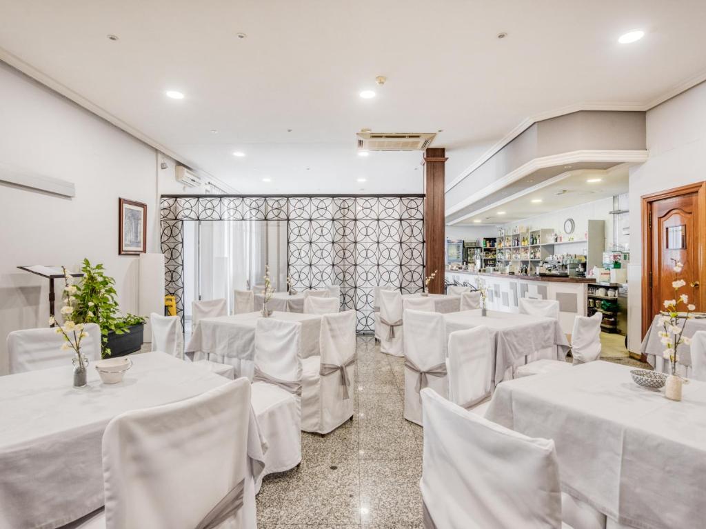 Restaurace v ubytování Emperatriz III