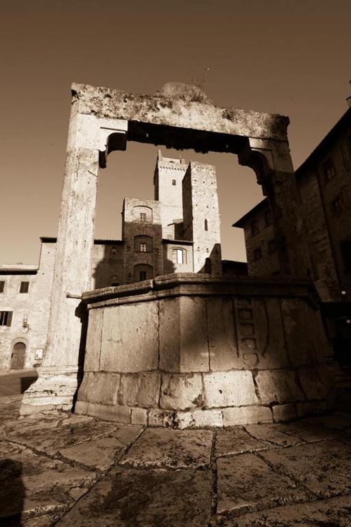 Fotografie z fotogalerie ubytování La Torre Nomipesciolini v destinaci San Gimignano