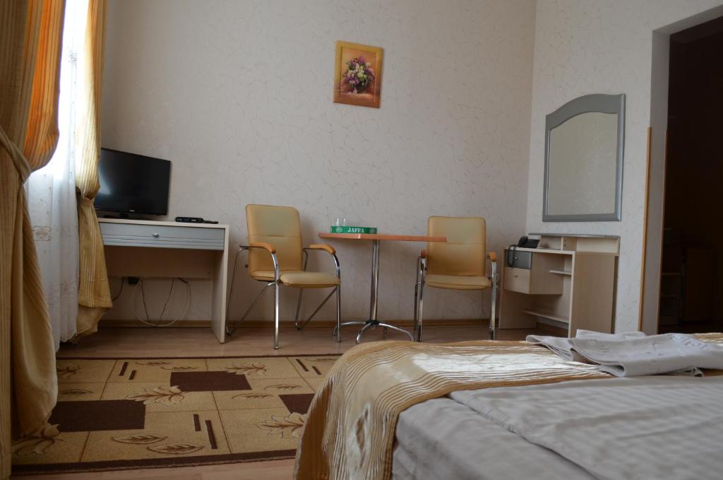 Gostiniy Dvor - Habitación Doble Pequeña
