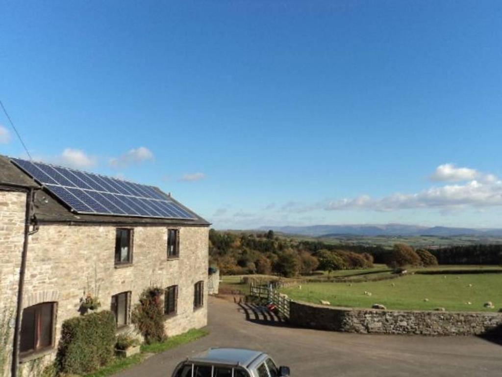 Cefncoedbach Farm Cottages