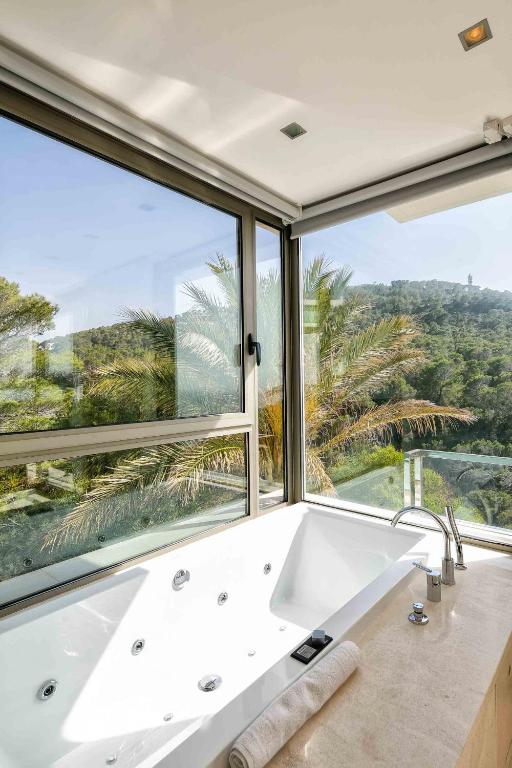 Kép Villa Vadella by Eivillas szállásáról Cala Vadellában a galériában