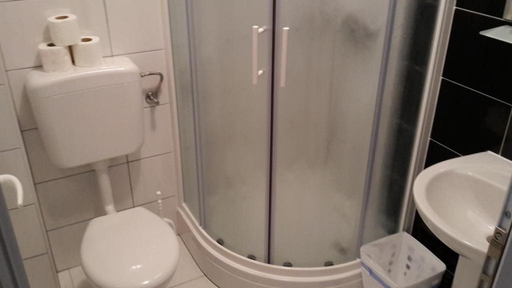 Hotel Bajro Medjugorje - Habitación Cuádruple Con Baño
