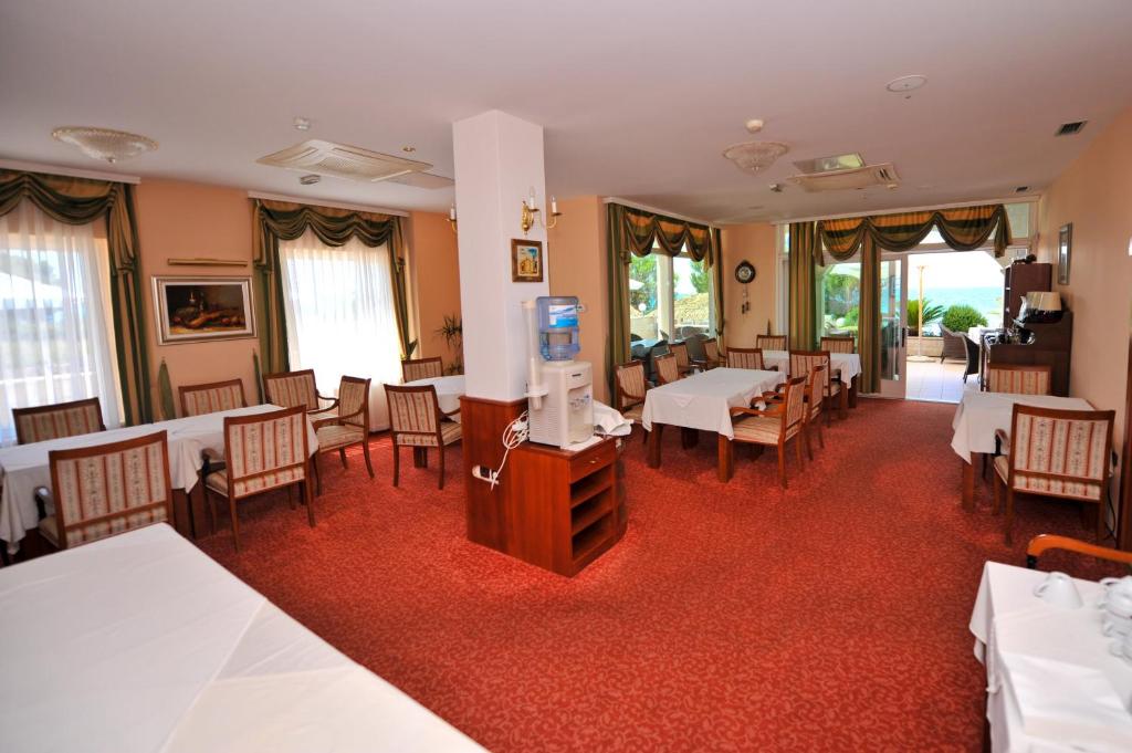 Restaurace v ubytování Villa Kastel