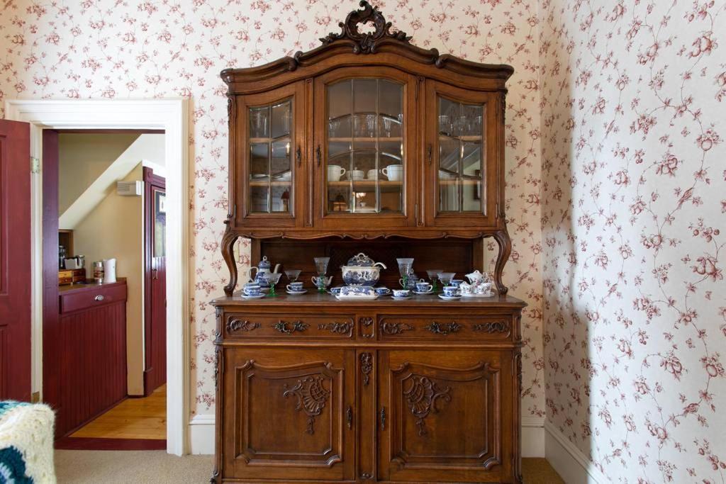 Rose Street Bed & Breakfast photo