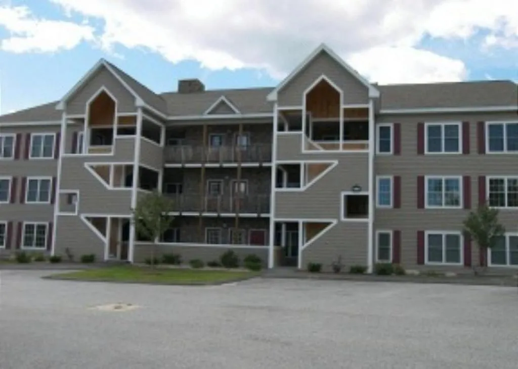 Forest Ridge 100-10, Lincoln, United States