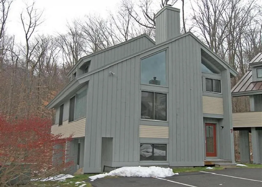 Clearbrook 7, Lincoln, United States