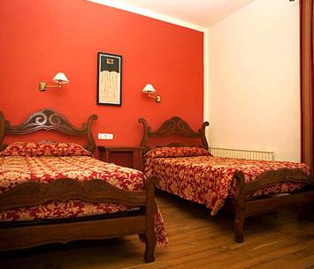 Postel nebo postele na pokoji v ubytování Hostal Ayestaran I