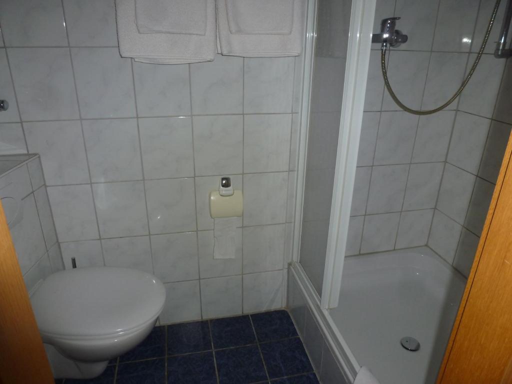 Koupelna v ubytování Pension Elke Rothenburg