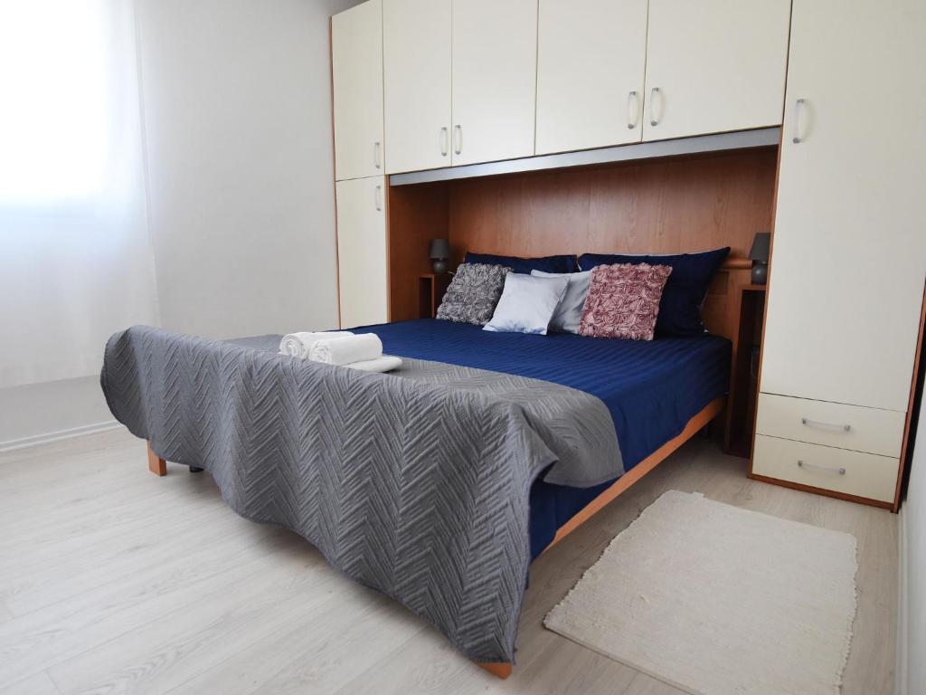 Fotografia z galérie ubytovania Scenic apartment in Maslenica with terrace v destinácii Maslenica