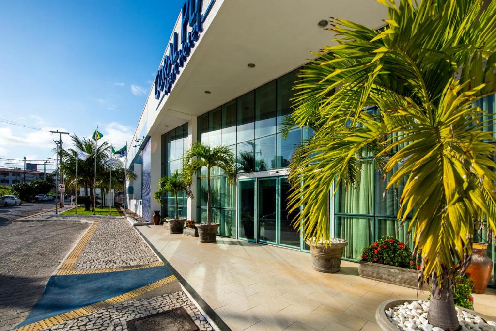  Coral Plaza Apart Hotel