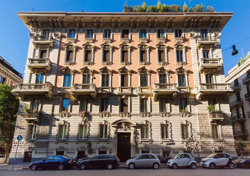 The building in which a panziókat is located
