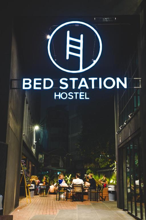 Certifikát, hodnocení, plakát nebo jiný dokument vystavený v ubytování BED STATION Hostel Khaosan