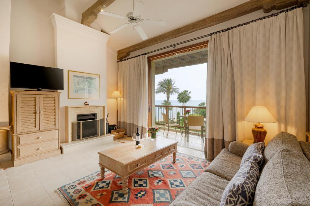 Columbia Beach Resort - Suite Ejecutiva Con Vista Al Mar Y Chimenea