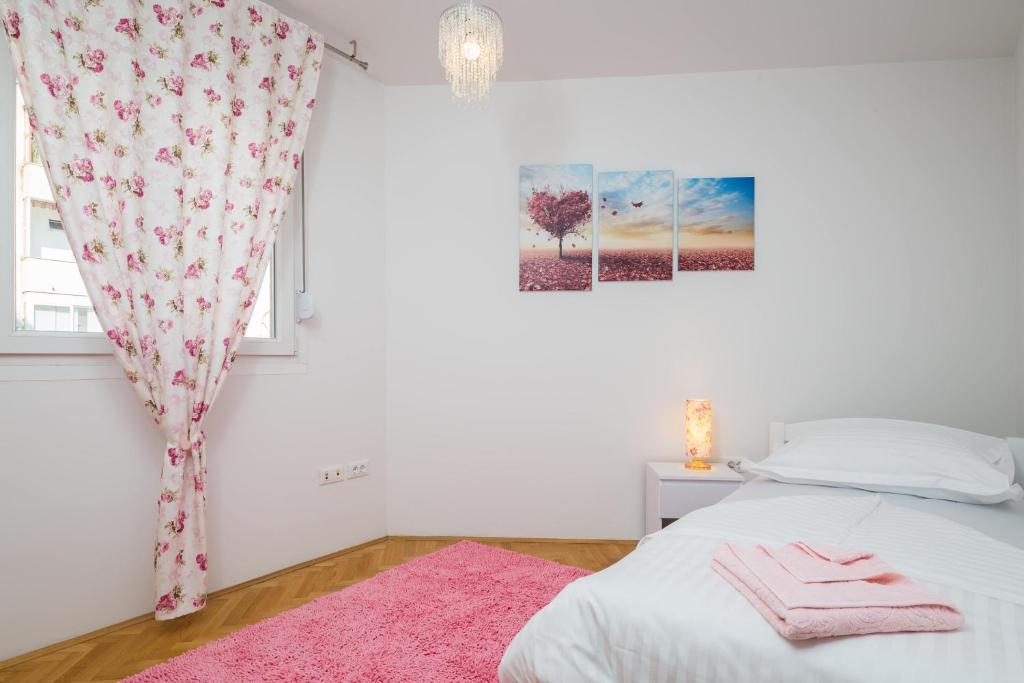 SPLIT APARTMAN free private garage - 9