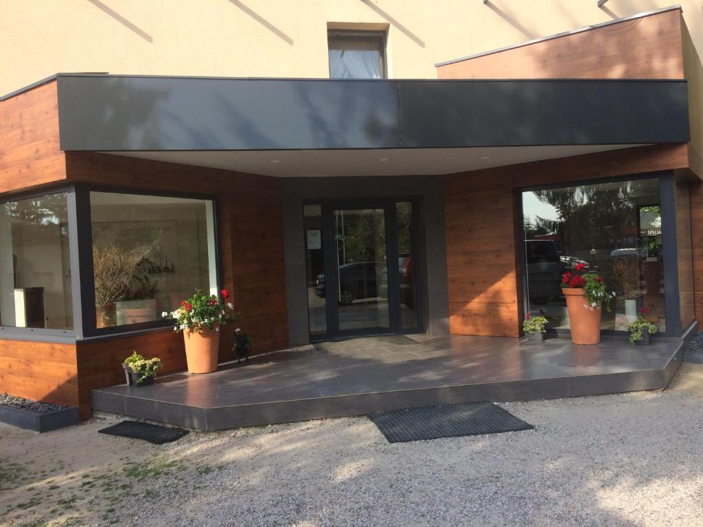 Budova, kde se hotel nachází