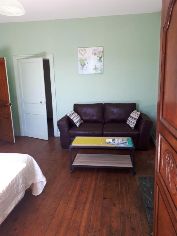 Chez Nathalie Et Jean Claude - Chambre Double Avec Vue Sur Le Jardin