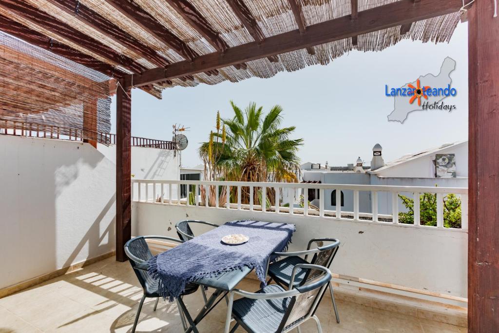 Balkón alebo terasa v ubytovaní Vivienda Vacacional Sunny - duplex apartment 2beds 2 baths