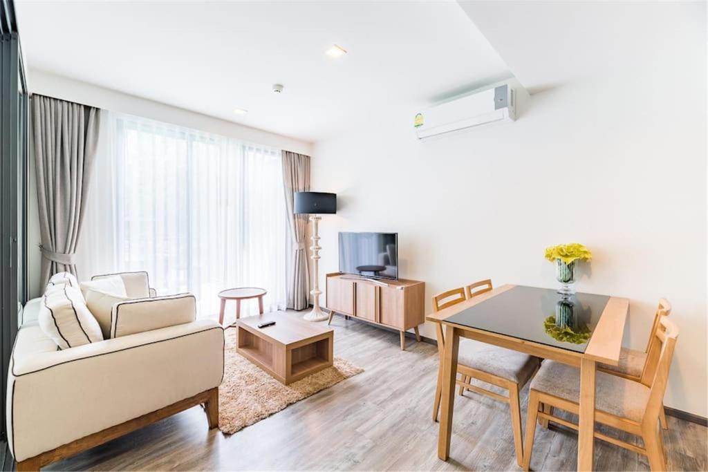 The Deck Patong by VIP - Resim 18