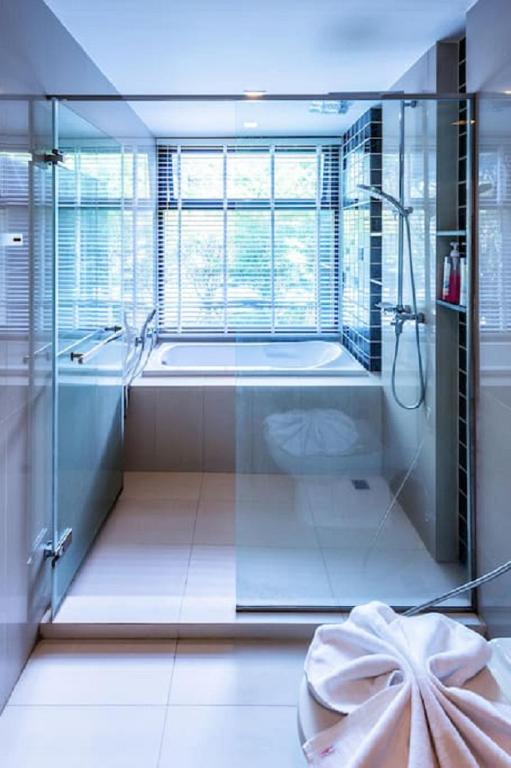 The Deck Patong by VIP - Resim 8