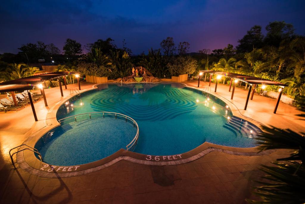 View ng pool sa Vijayshree Resort, Hampi o sa malapit