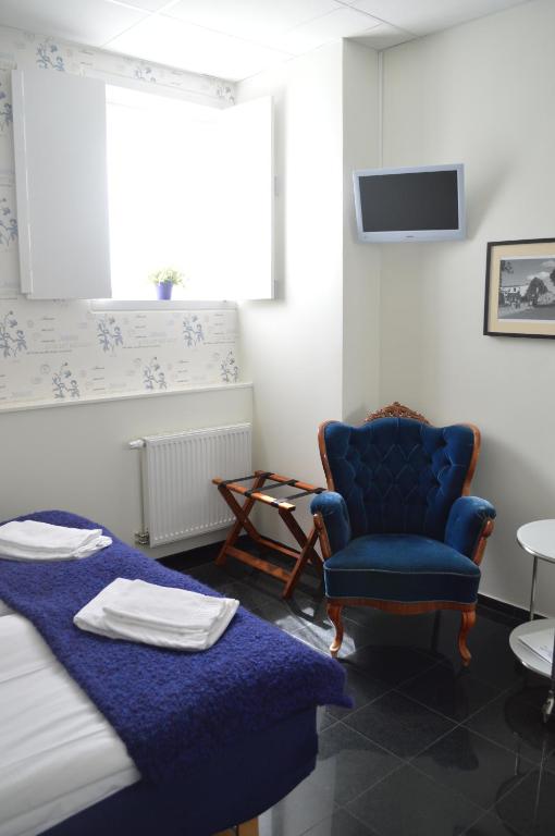 TV a/nebo společenská místnost v ubytování Gamla Televerket B&B