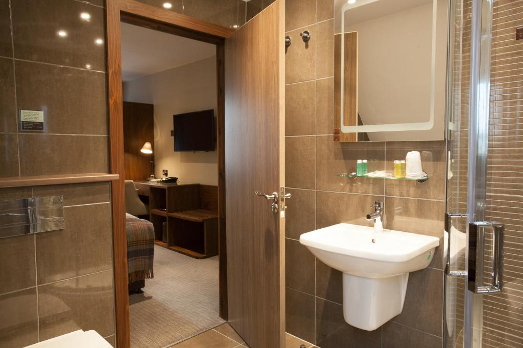 Koupelna v ubytování Cruachan Hotel