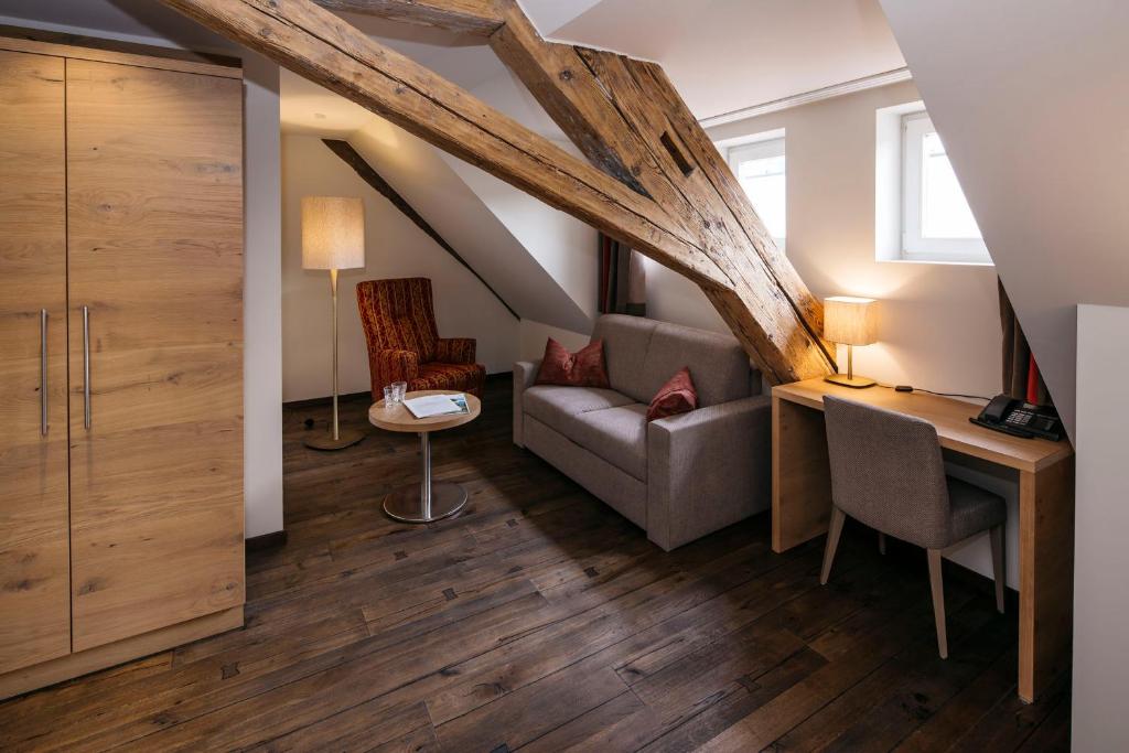 Posezení v ubytování Hotel Gasthof Lamm