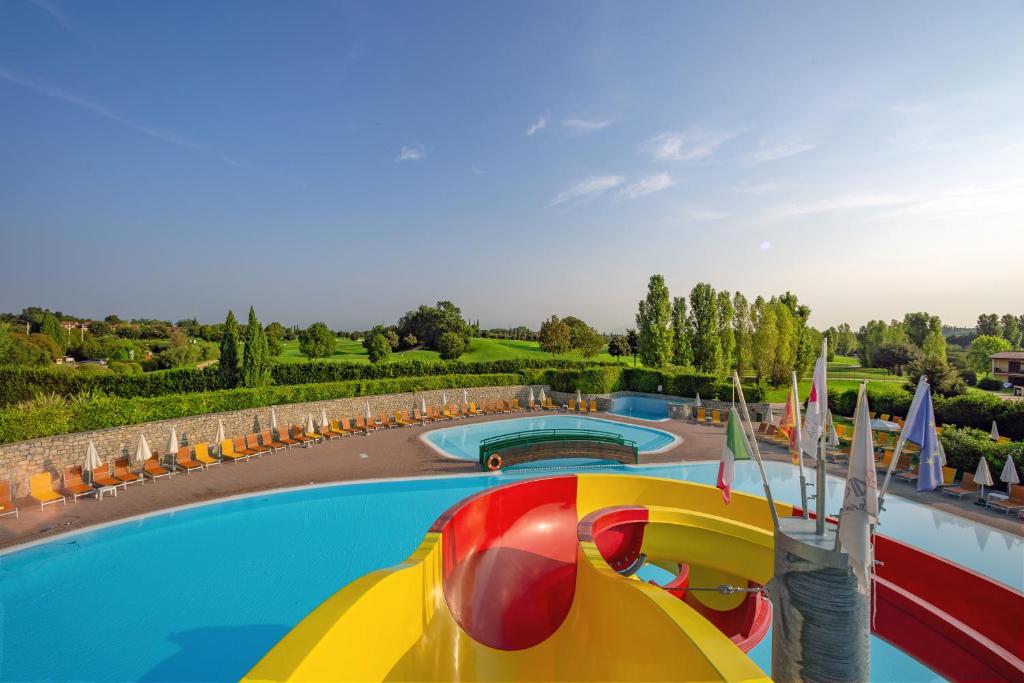 Πισίνα στο ή κοντά στο Residence Eden