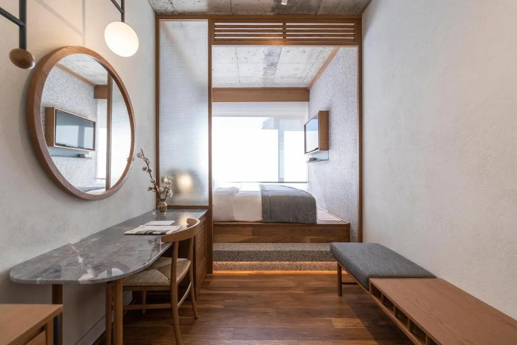 Medium Double Room