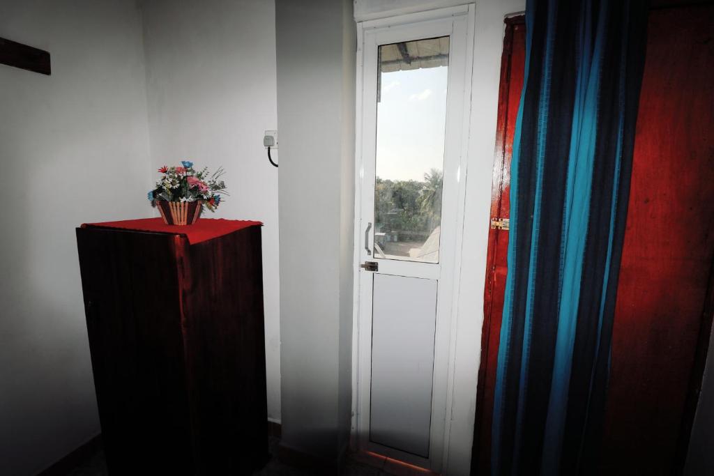 Gambar di galeri bagi CTC Receptions di Anuradhapura