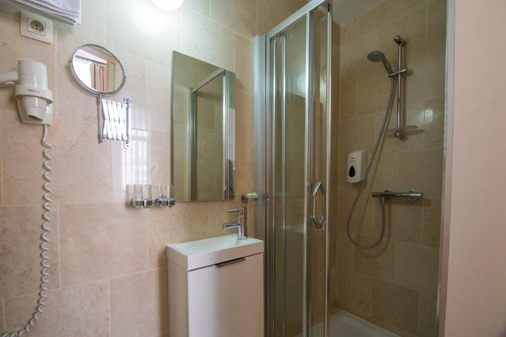 Hotel The Lord - Resim 27