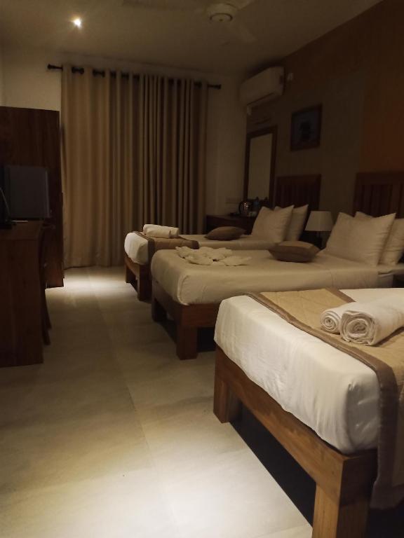 Lotus Lake Residence - 7