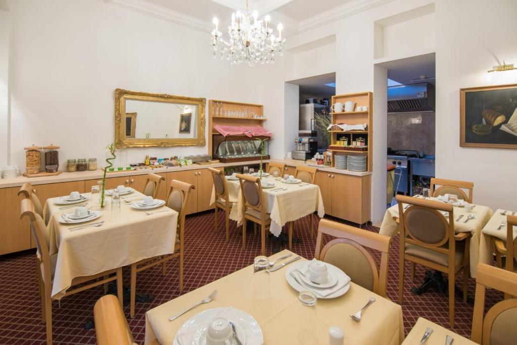 Hotel The Lord - Resim 15